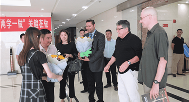 �����ϸ���ֲ������뱱��������˾�濢ս��������ϵ